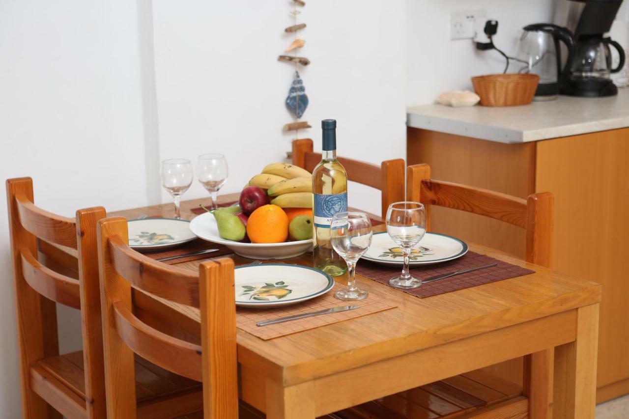 Ron'S Pergola Apartment Pafos Dış mekan fotoğraf