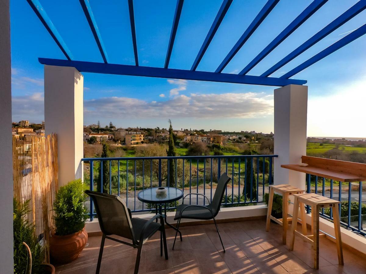 Ron'S Pergola Apartment Pafos Dış mekan fotoğraf