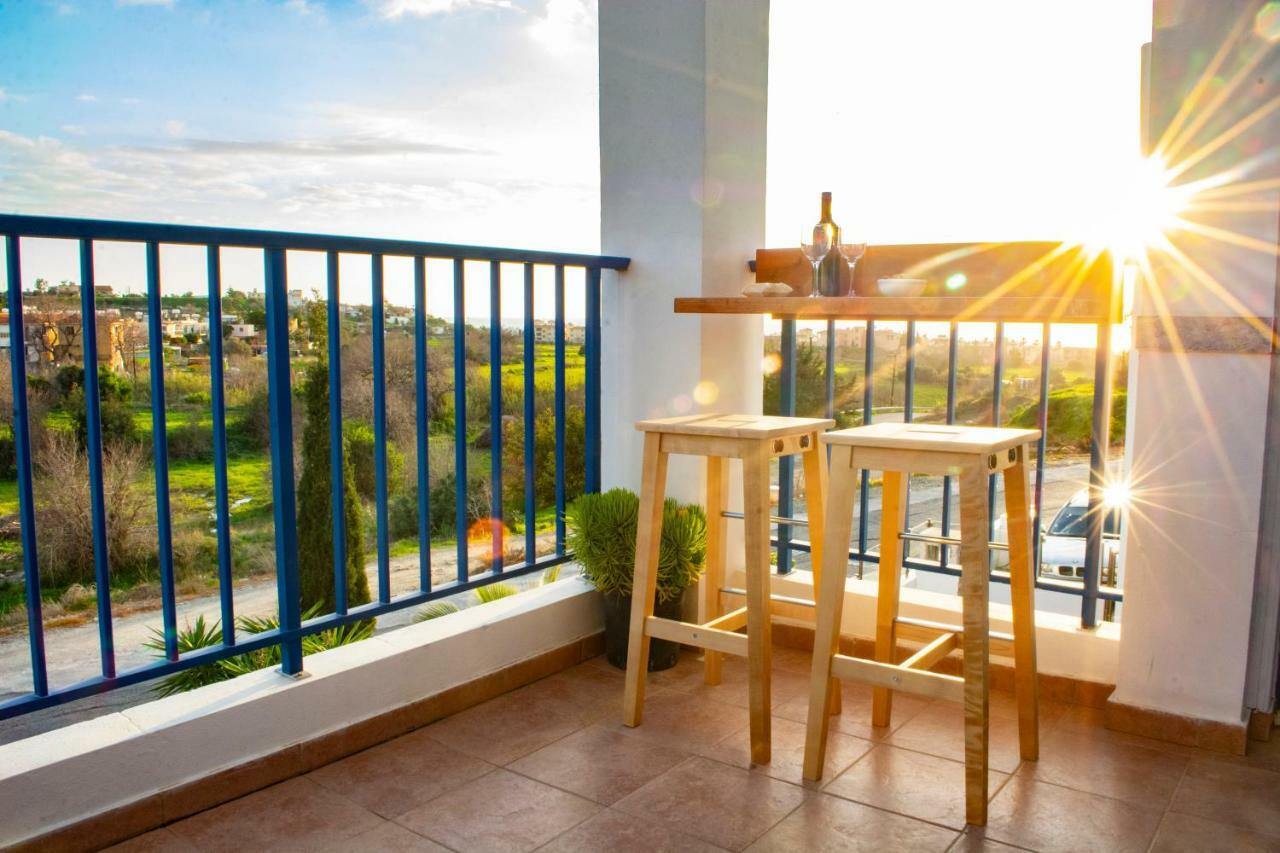Ron'S Pergola Apartment Pafos Dış mekan fotoğraf